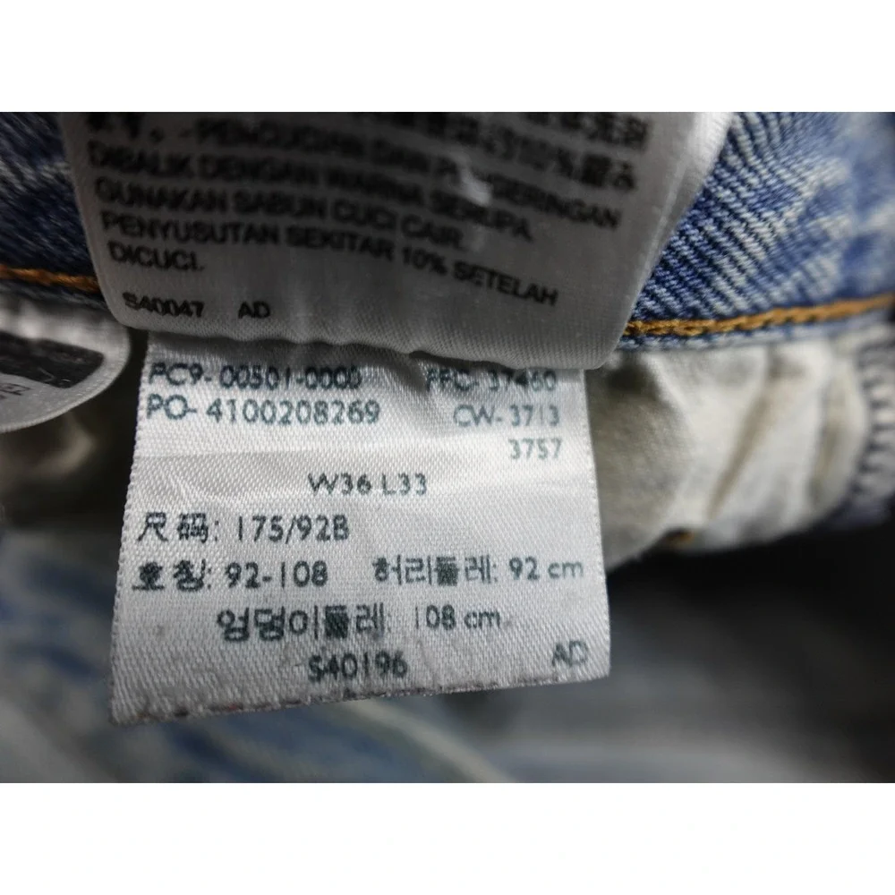 Levi's 501 Original Fit Mens W36 L33 Light Blue Distressed‎ Button Fly Jeans